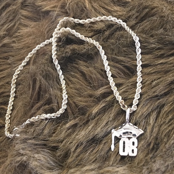 Diamond cut accent silver ‘08 graduate necklace - Picture 8 of 8